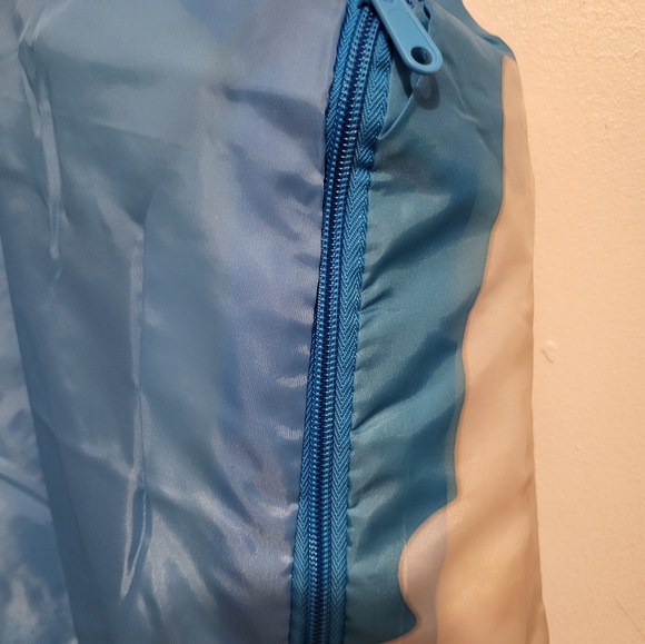 New Kids Olaf Sleeping Bag 2-Piece Set - Picture 4 of 7